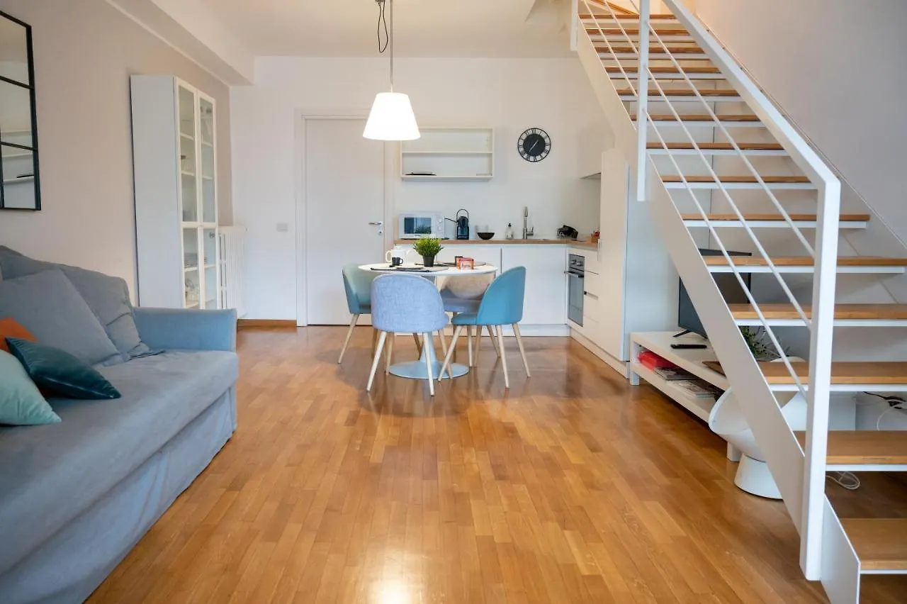 Ferienwohnung Trilocale Zona Farini/Isola Mailand