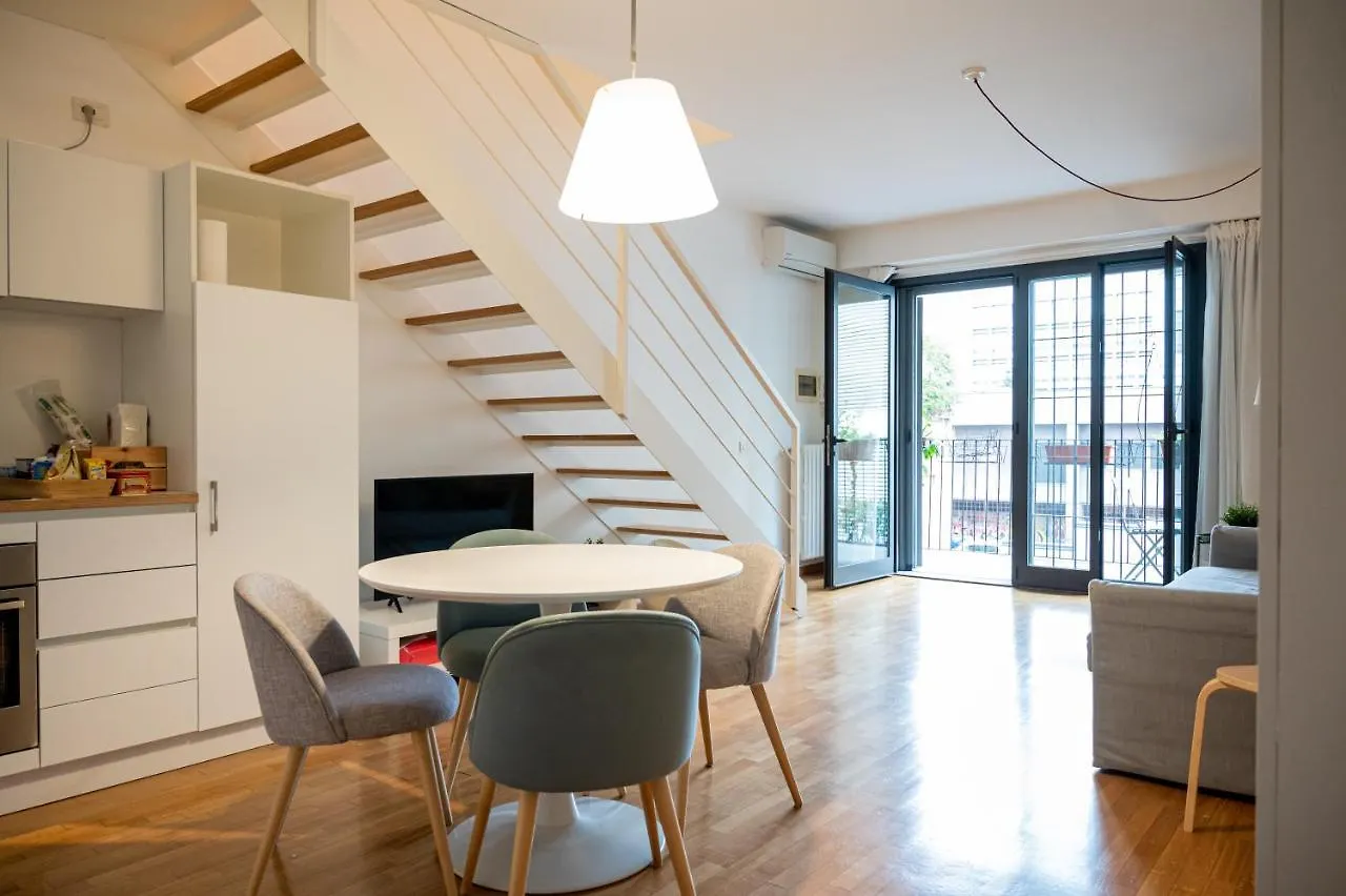 Apartment Ferienwohnung Trilocale Zona Farini/Isola Mailand Italien