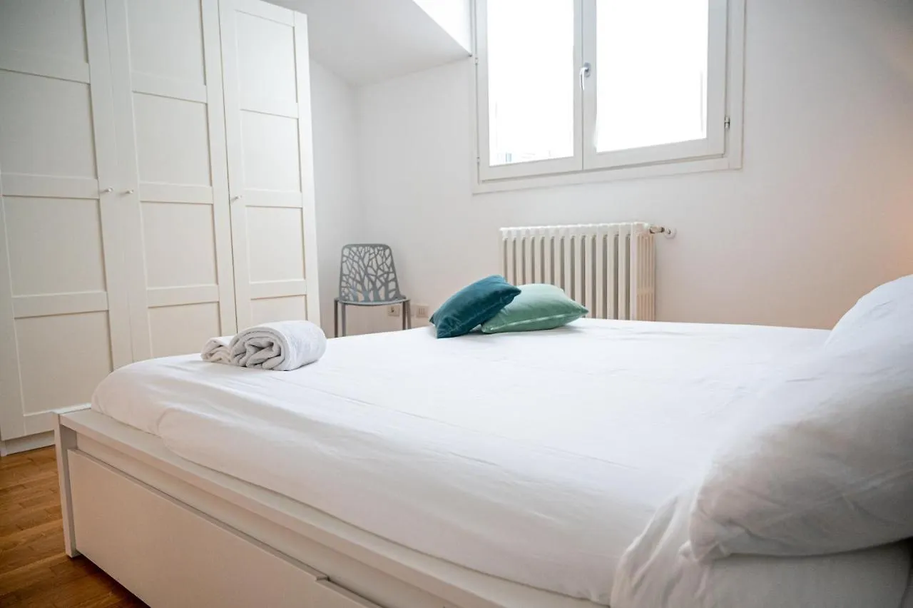 Ferienwohnung Trilocale Zona Farini/Isola Mailand 0*,  Italien